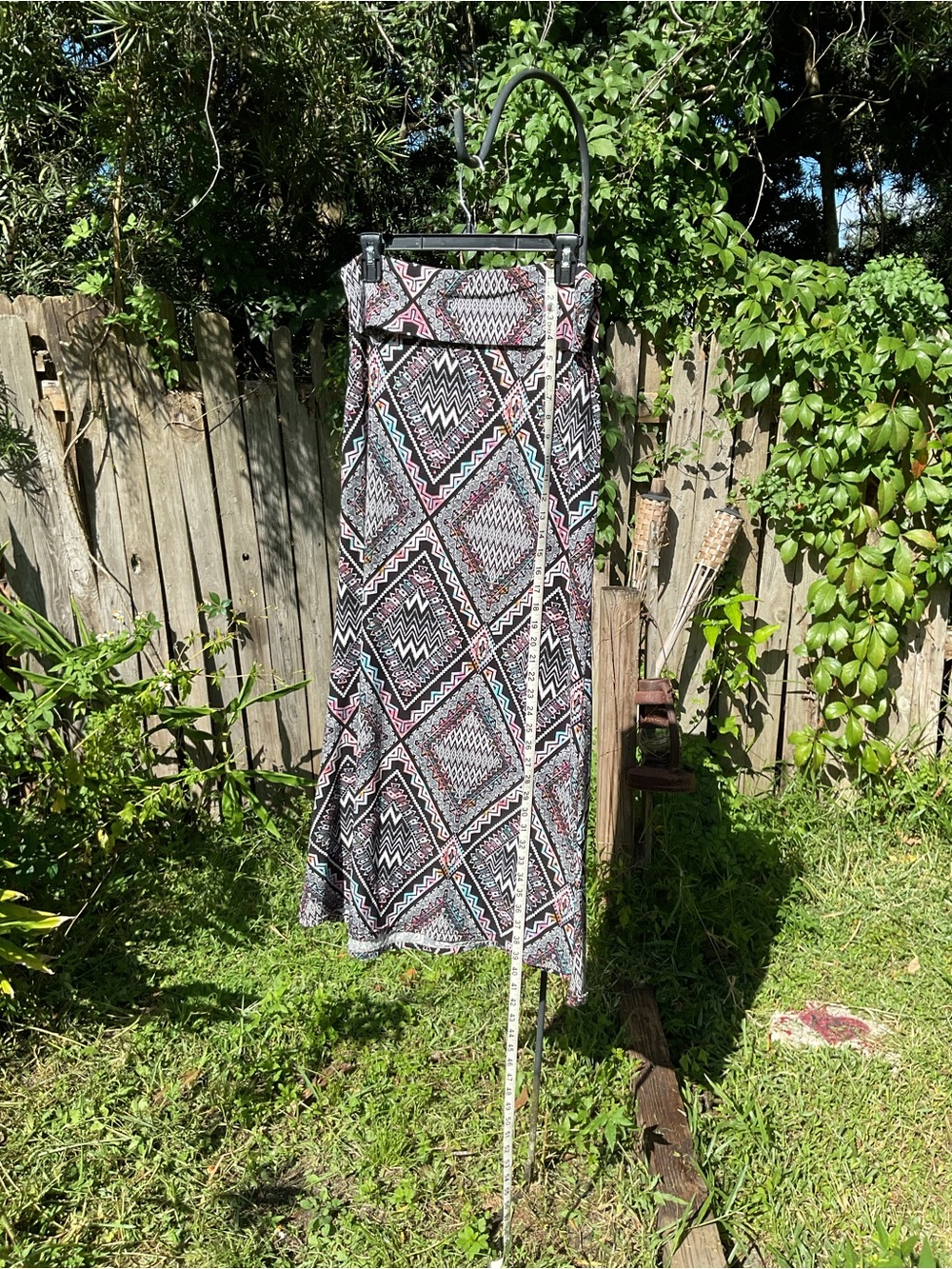Boho Geometric Print Maxi Skirt - Black & Pink Pattern
